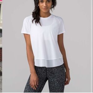 Lululemon Quick Pace Short Sleeve – White – Size 8